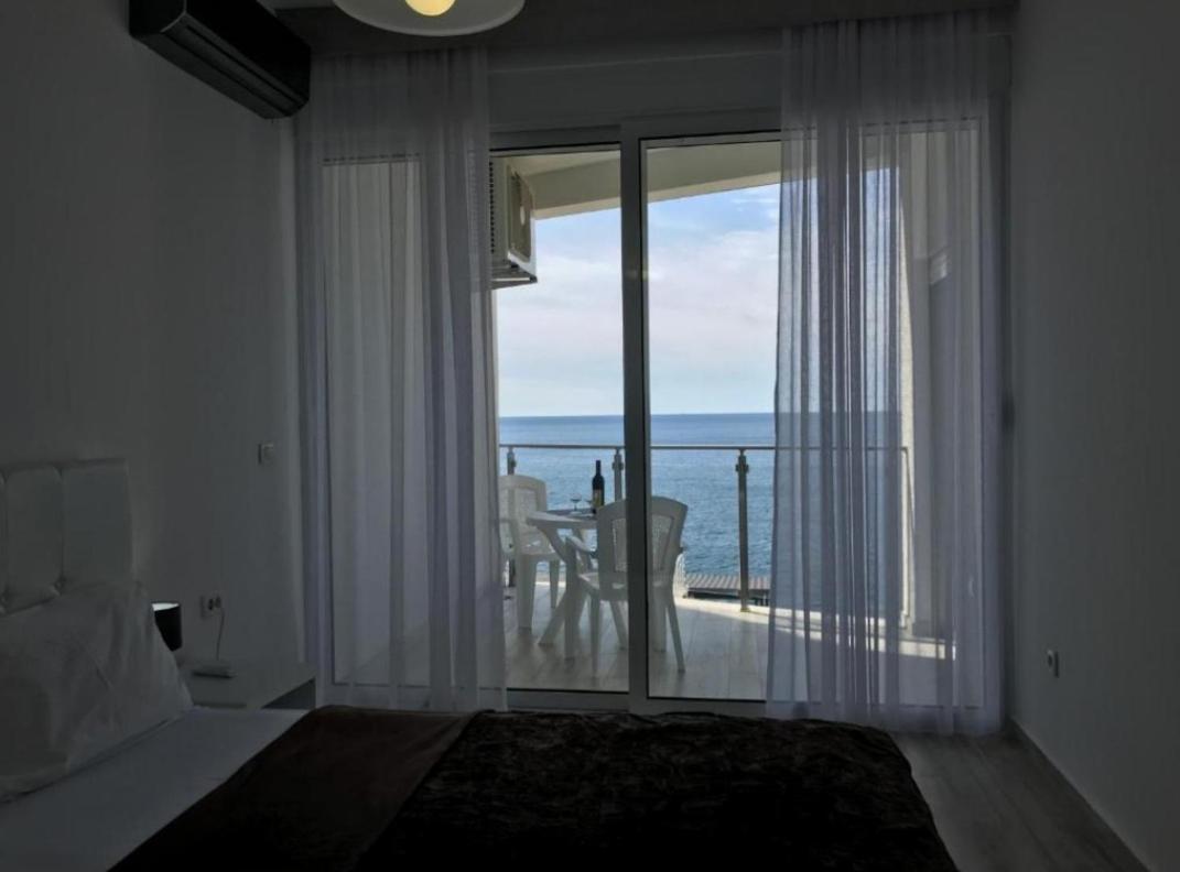 Paradise Beachfront View 2 Dobra Voda Exteriör bild